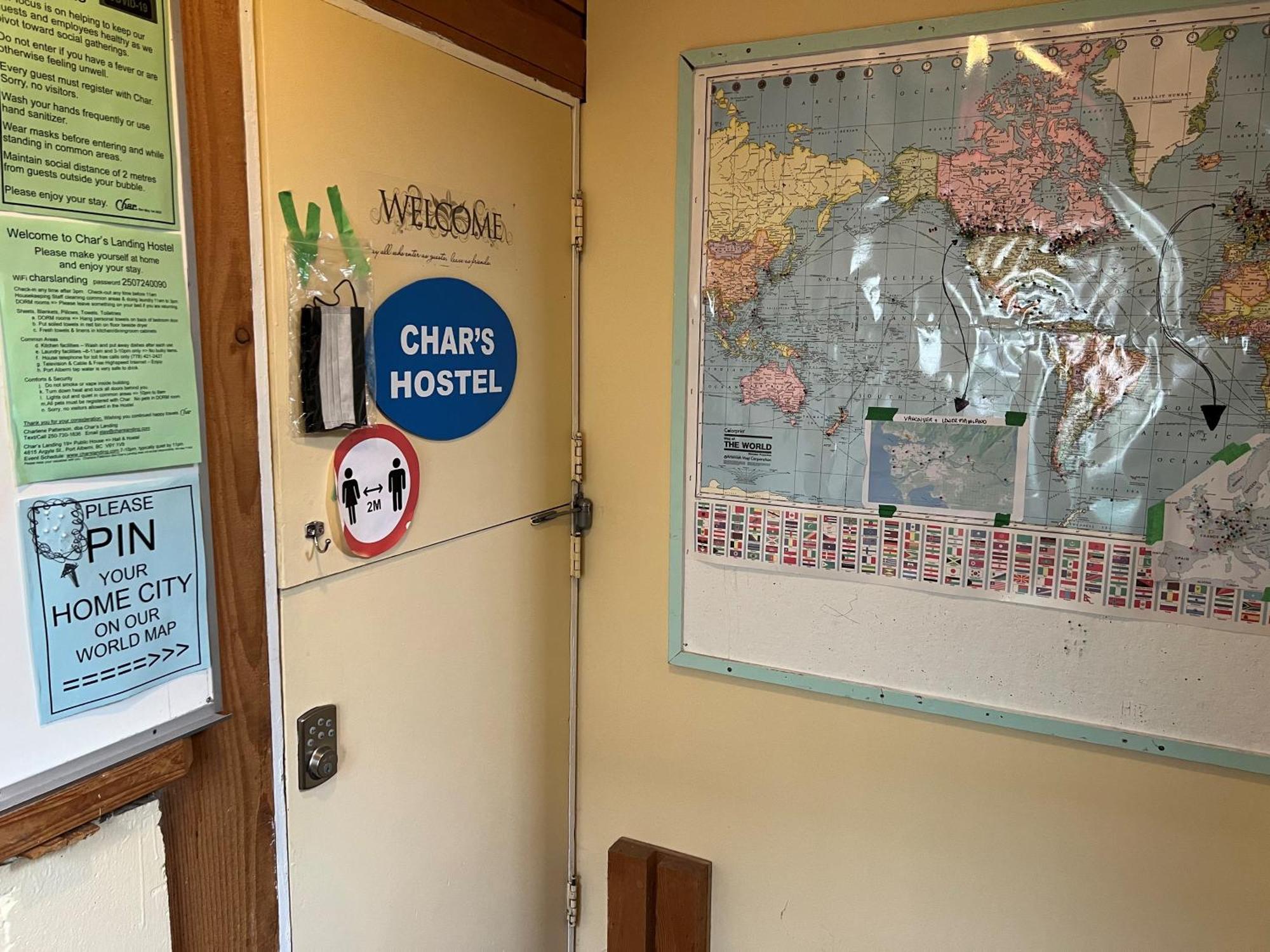 Char'S Landing Hostel 艾伯尼港 客房 照片
