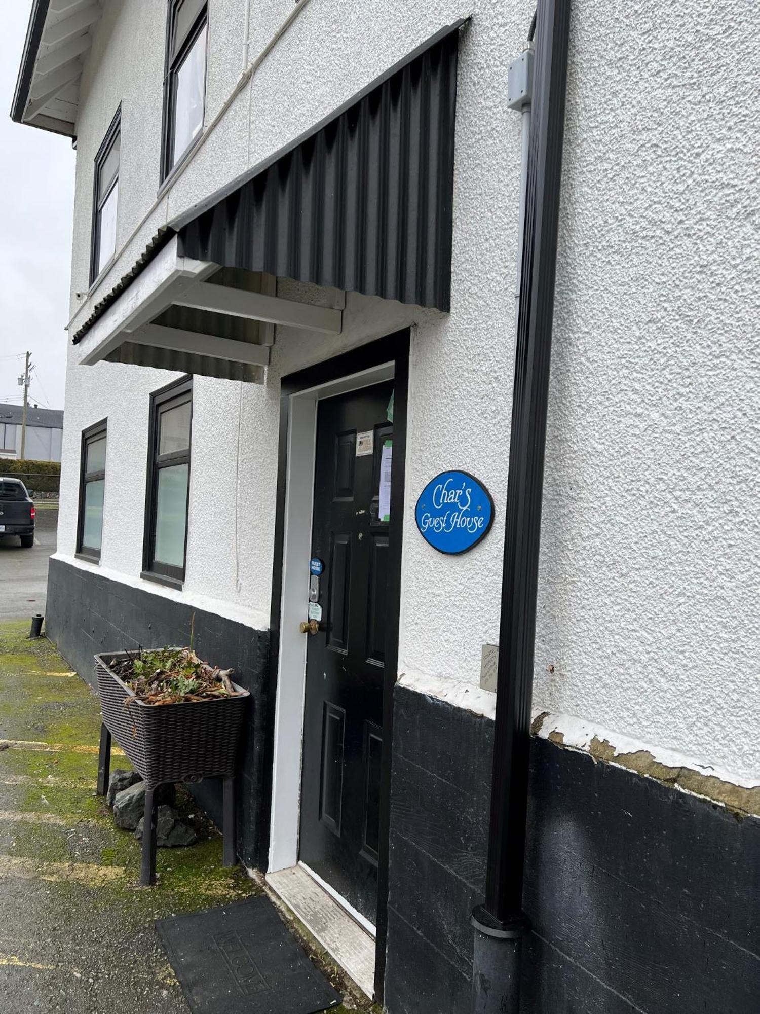 Char'S Landing Hostel 艾伯尼港 客房 照片