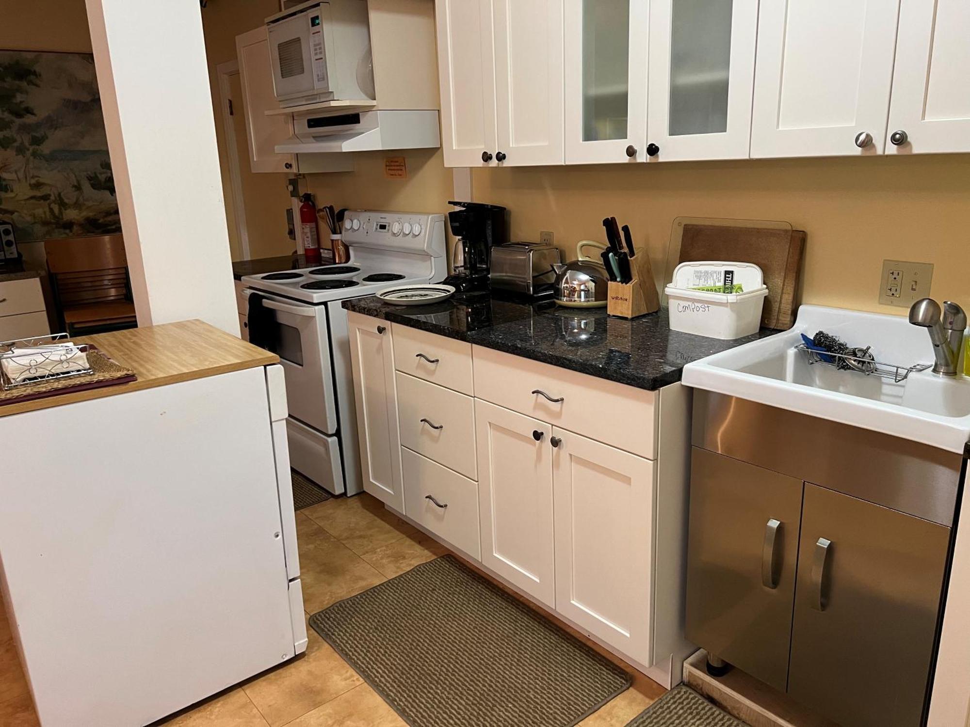 Char'S Landing Hostel 艾伯尼港 客房 照片